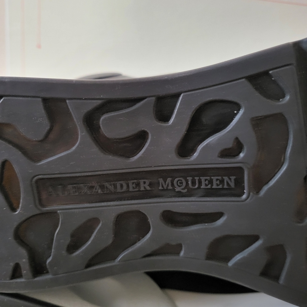 Alexander McQueen Black Sneakers - Picture 9 of 11